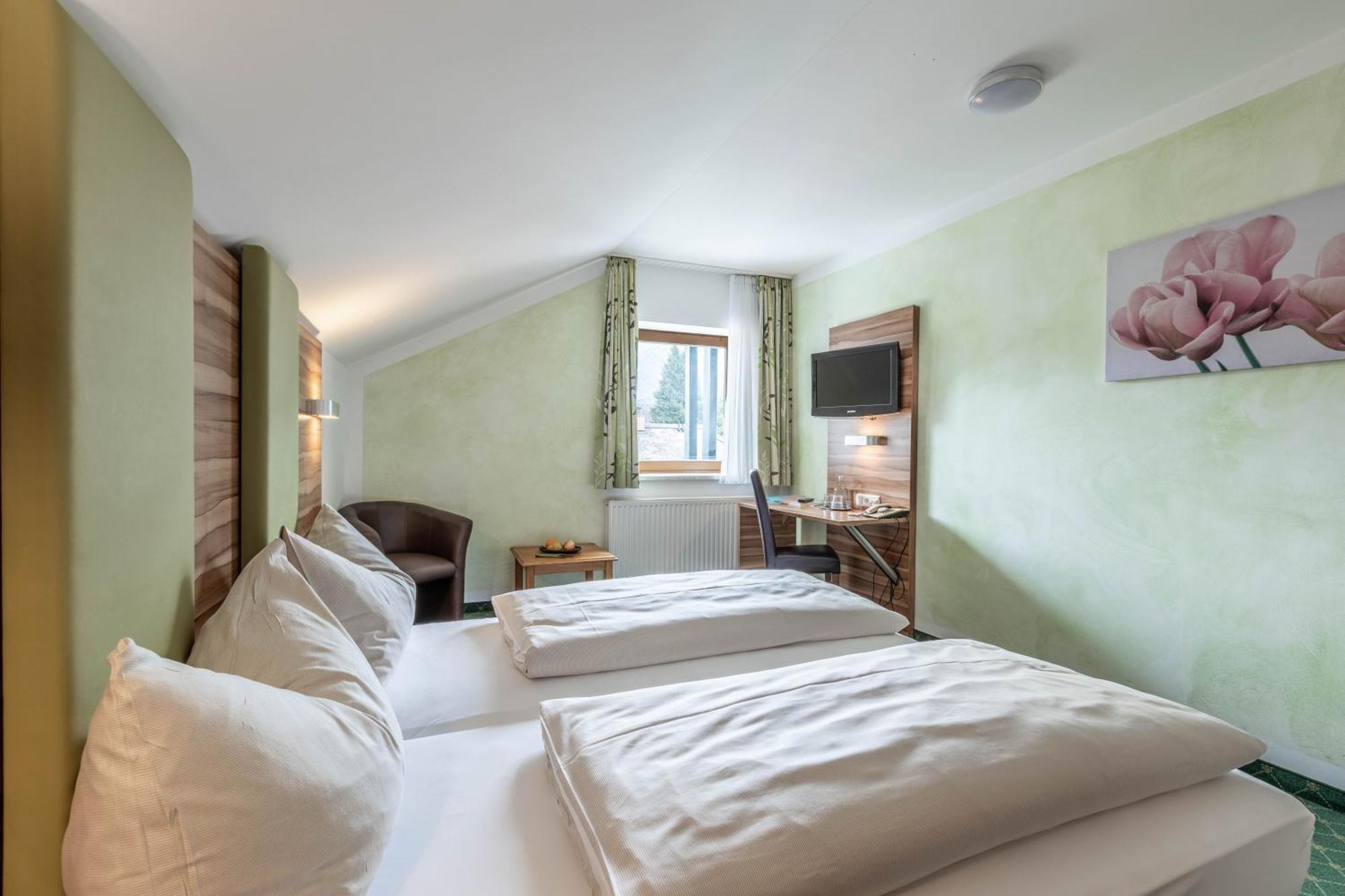 Hotel Post By Keyone Bad Mitterndorf Exterior photo